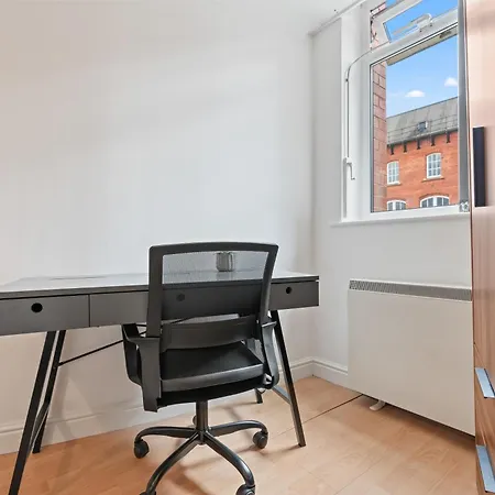 Apartment - Free Parking Leeds (West Yorkshire)