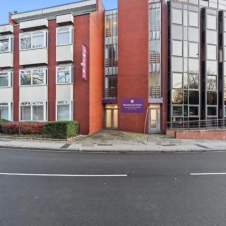 - Free Parking Apartment Leeds (West Yorkshire)