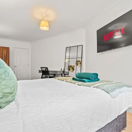 - Free Parking Apartment Leeds (West Yorkshire)