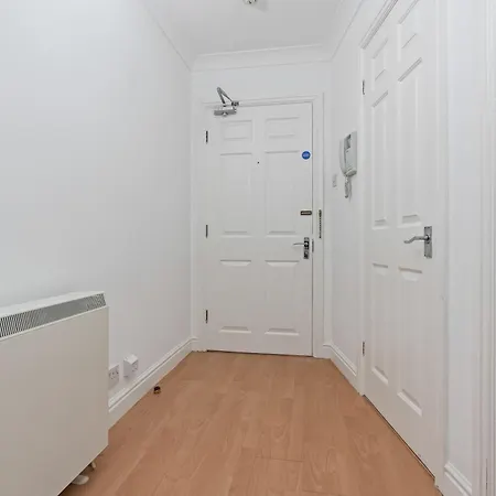 Apartment - Free Parking